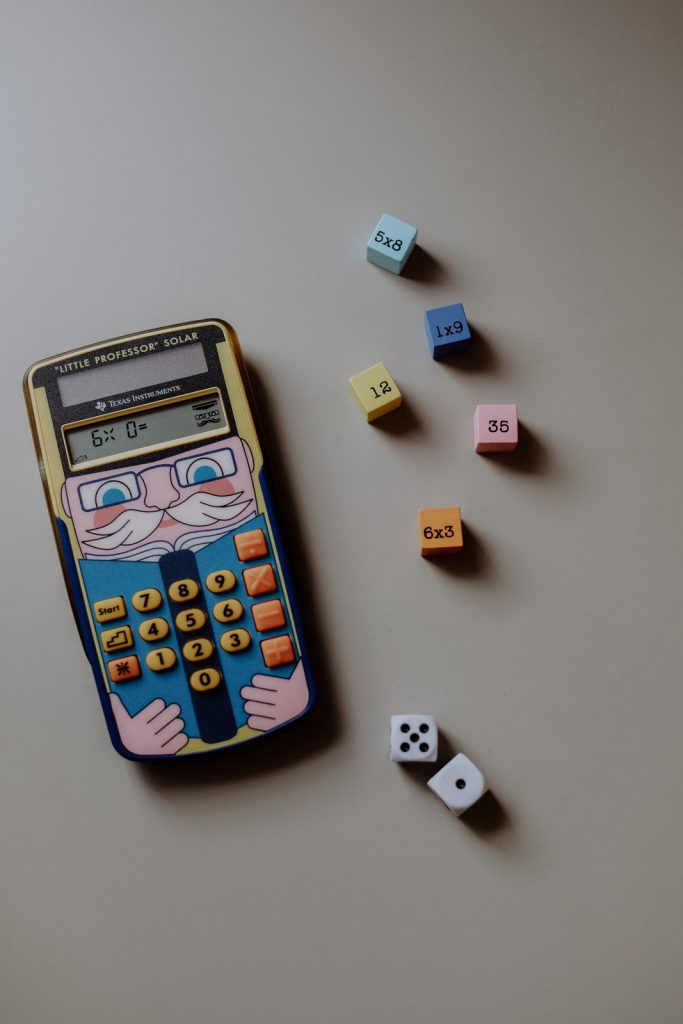 Mathe in der Grundschule: Spielerisch und ohne Druck die Grundrechenarten üben