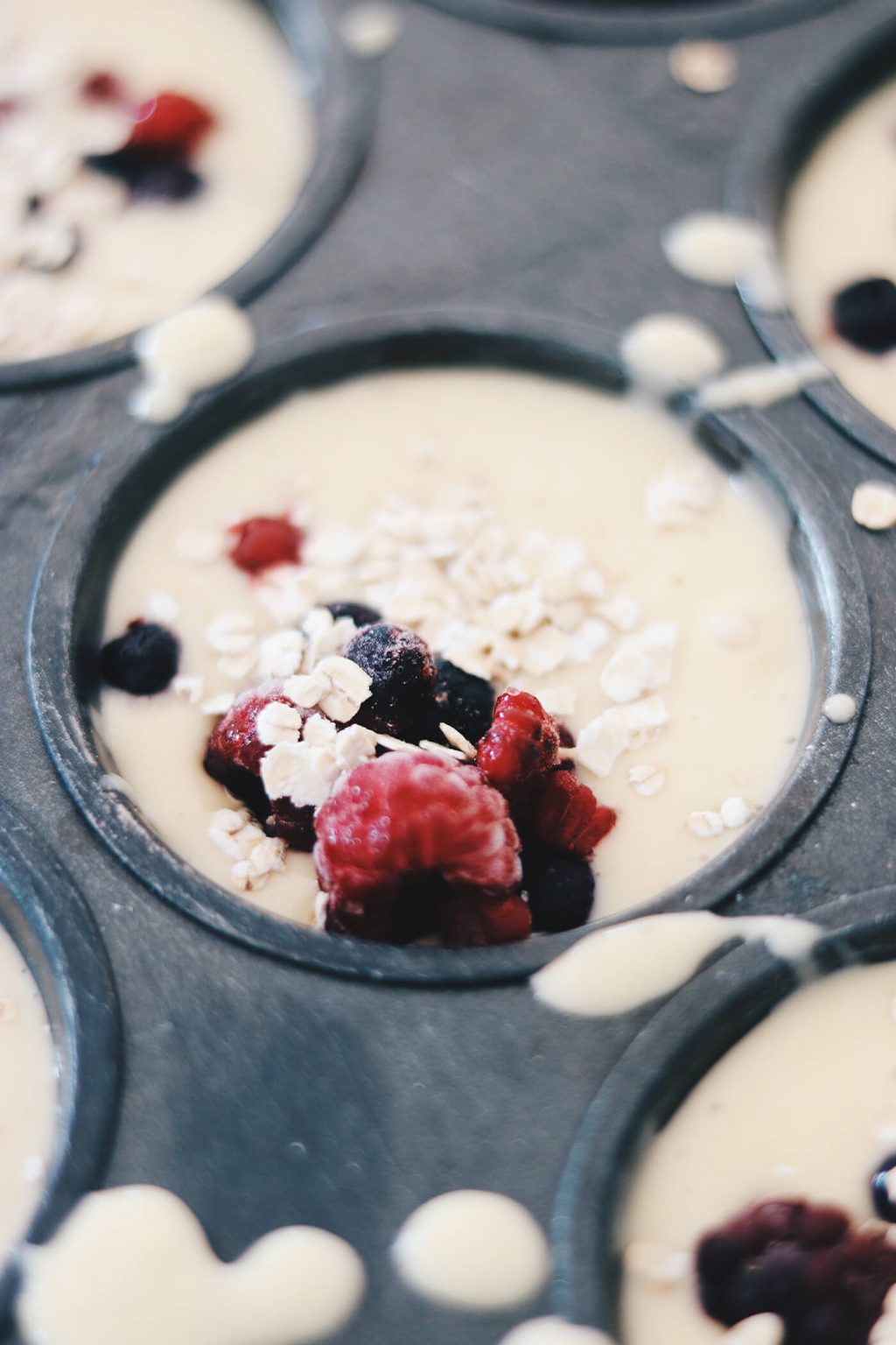 Beeren Muffins mit Joghurt // Rezepte für die ganze Familie