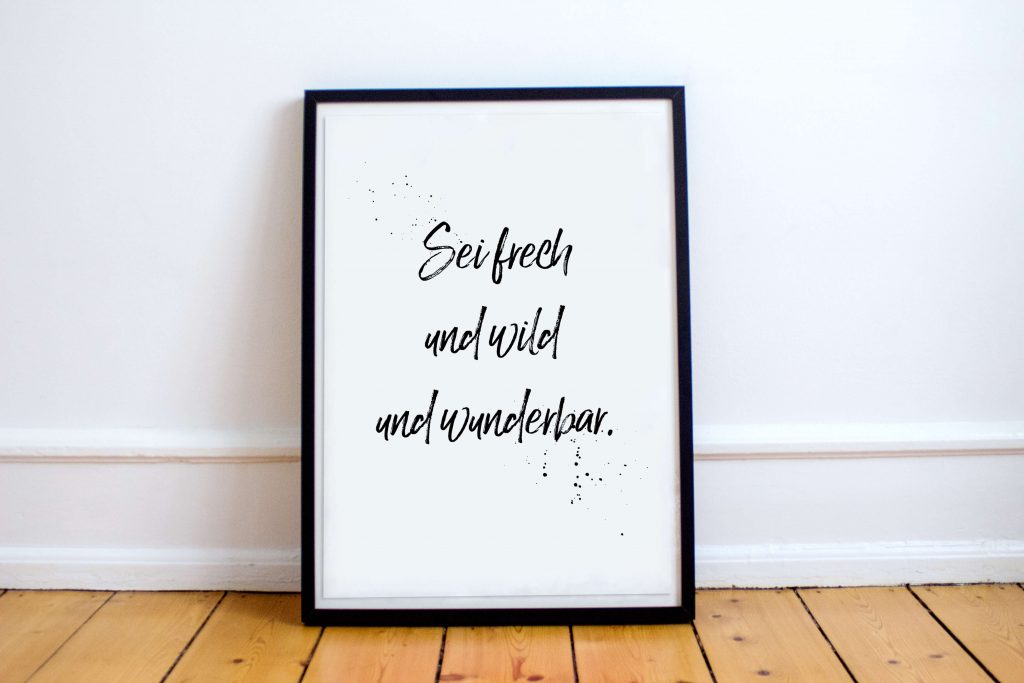 Geile Sekretärin mag es frech und wild Geile Sekretärin mag es frech und wild
